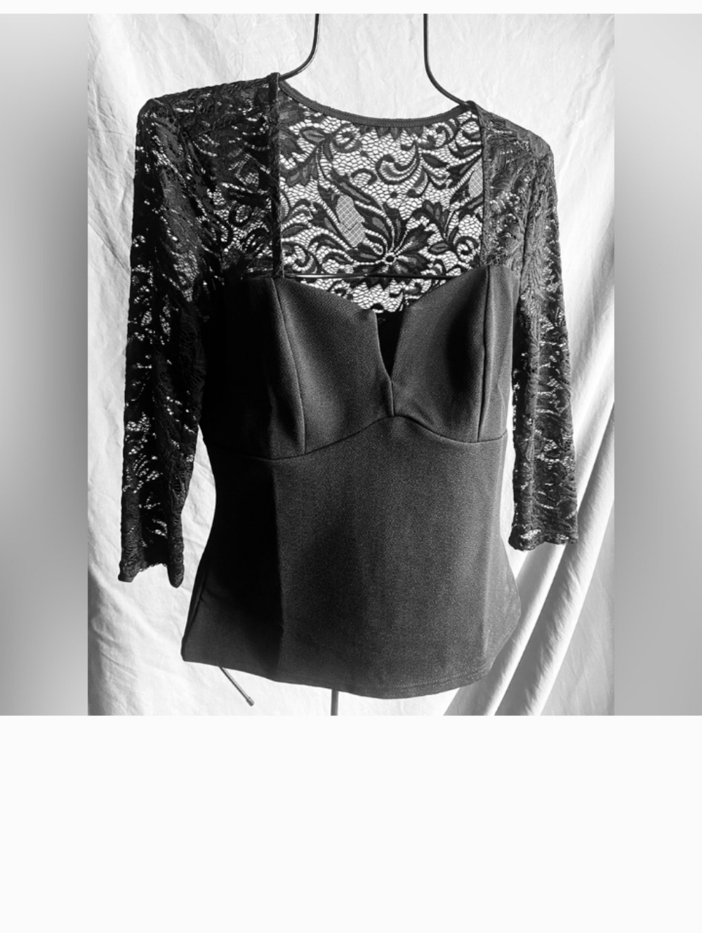 NWOT VENUS Black Lace Yoke Bustier Top